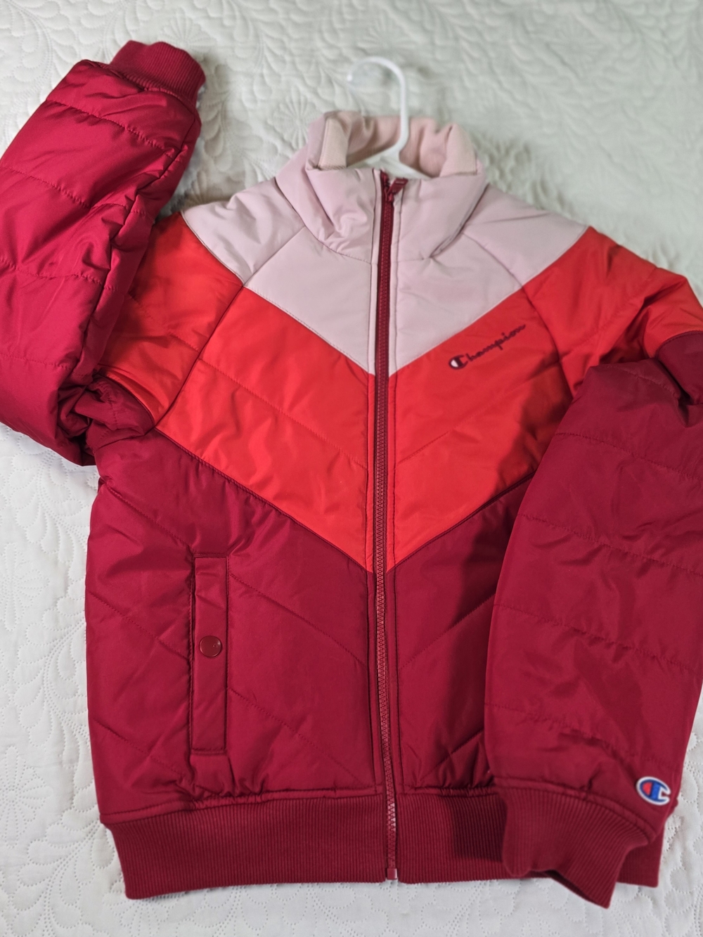 Champion Puffer Jacket Womens Small Red Pink Chevron Colorblock Y2K Style Bomber